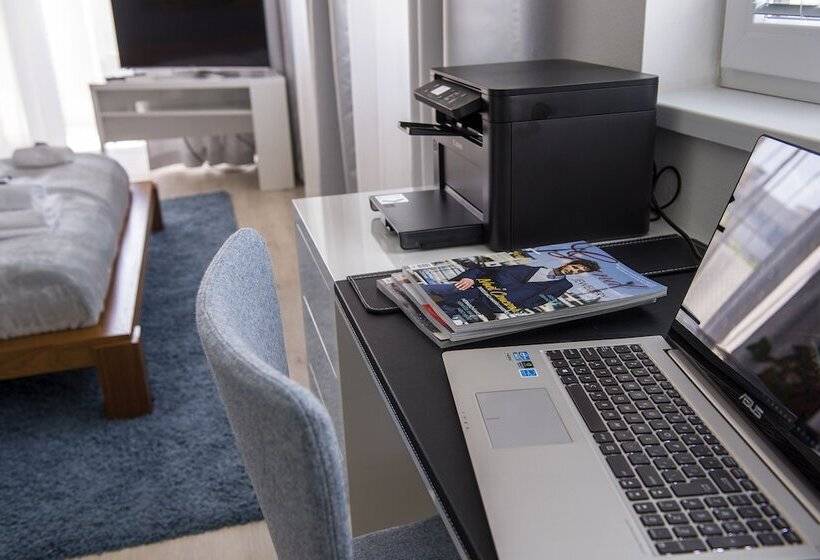 Business szoba, More Than Accommodation