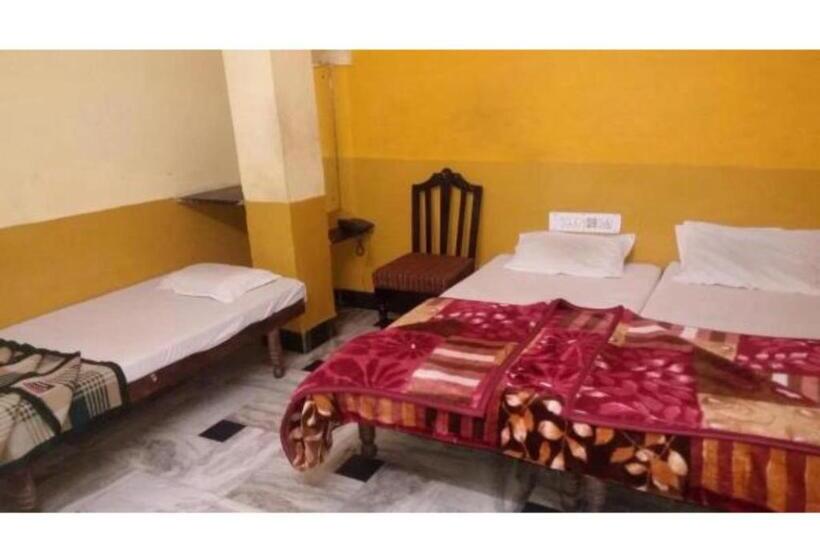 Quarto Economy, Siddarth