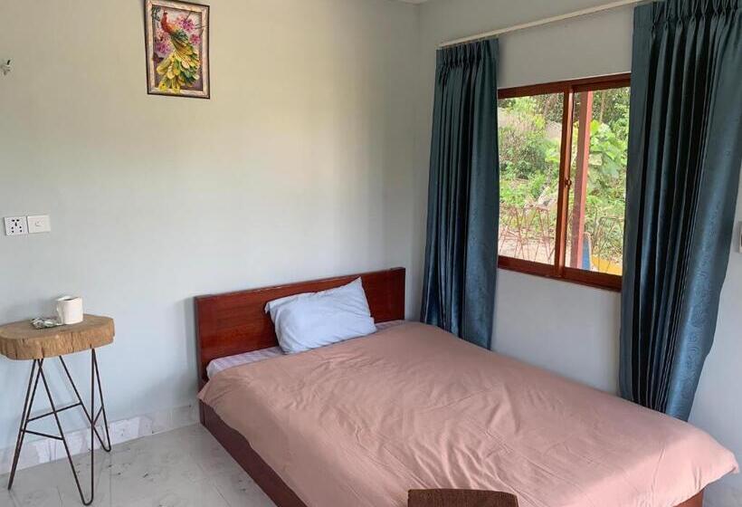 Quarto Deluxe, The Small Guest House