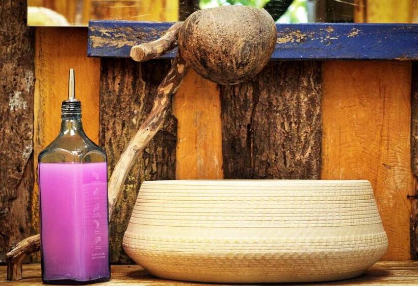 家庭洋房, Lonely Beach