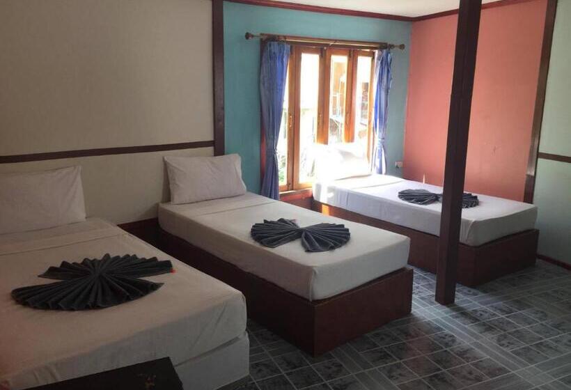 Четырехместный Номер Стандарт, Scenery Guest House
