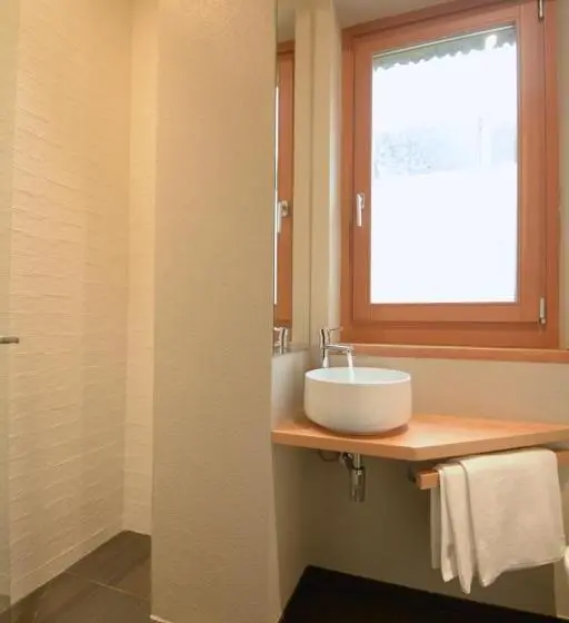 スタンダードルーム, Releven Guest House