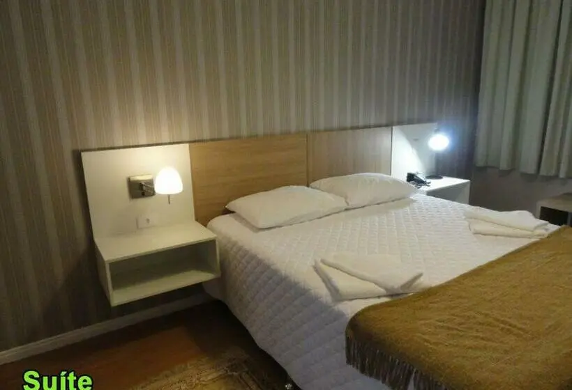 デラックススタジオ, Apucarana Palace