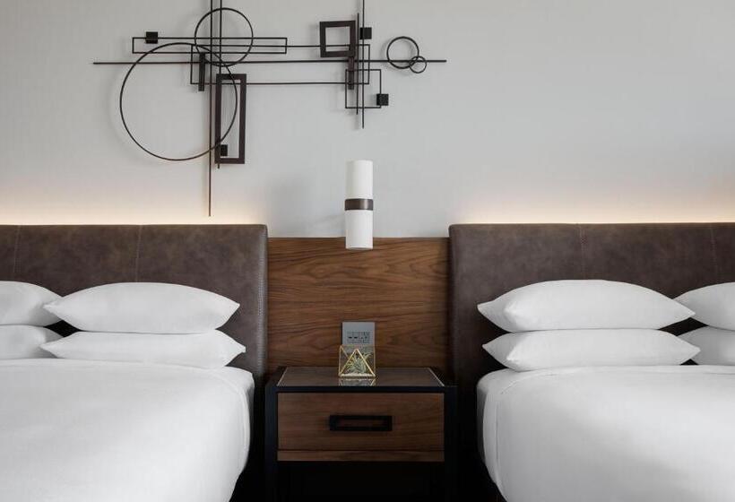 スタンダードシティビュールーム, Odessa Marriott Hotel & Conference Center