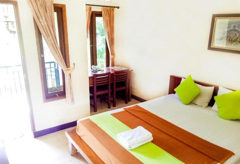 디럭스 룸, Pendopo 45 Resort