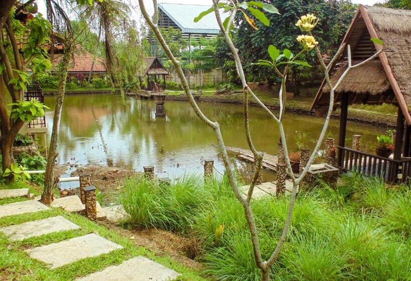 디럭스 룸, Pendopo 45 Resort