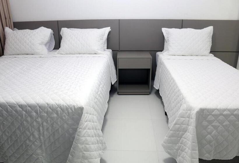 اتاق کلاسیک سه تخته, Transcar Suites