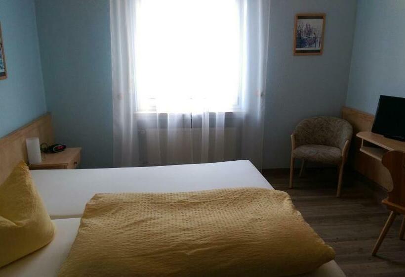 Номер Стандарт, Gasthof Krone Lax