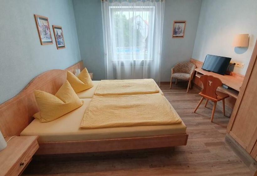 غرفة قياسية, Gasthof Krone Lax