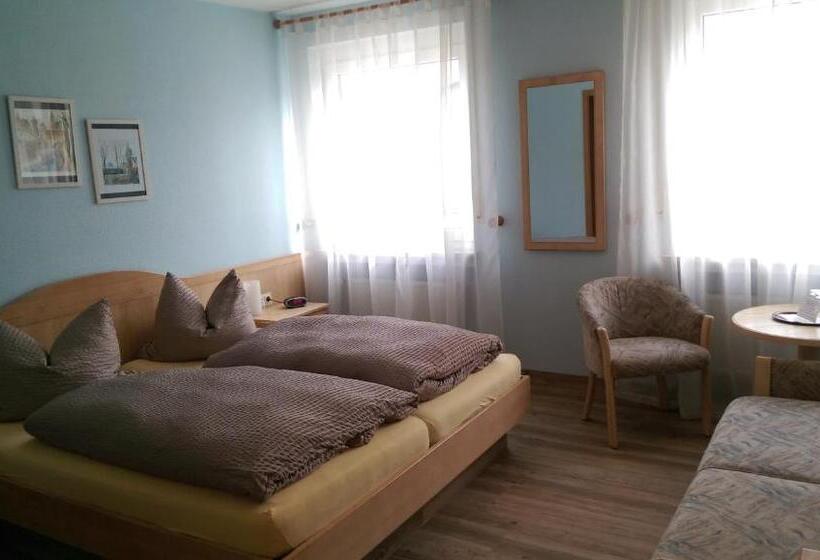 Standard Room, Gasthof Krone Lax