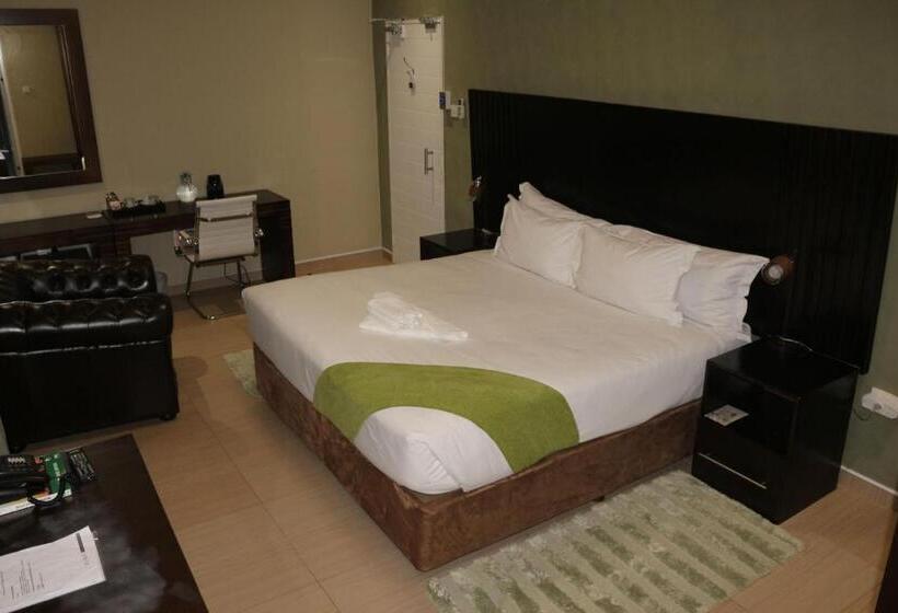 اتاق لوکس با تخت بزرگ, Peaconwood Boutique Villa