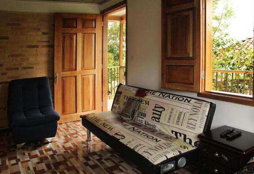 スタンダードトリプルルーム, Eco Hotel El Columpio