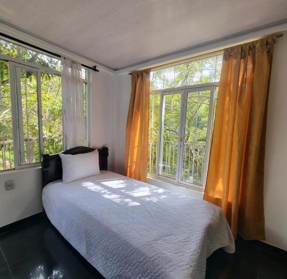 ファミリールーム, Eco Hotel El Columpio