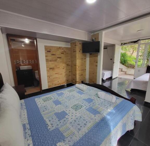 ファミリールーム, Eco Hotel El Columpio