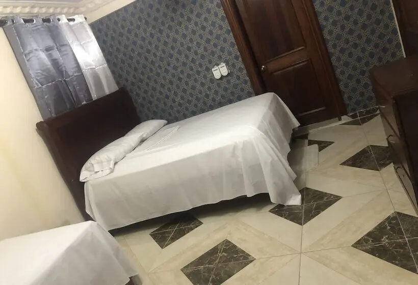اتاق استاندارد سه نفره, Gran Hotel Torre Duarte