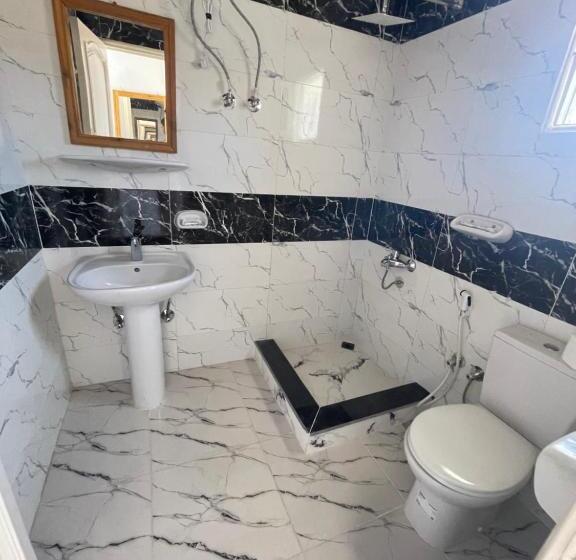 اتاق استاندارد با چشمانداز کوهستان, Sheikh Mousa Bedouin Camp