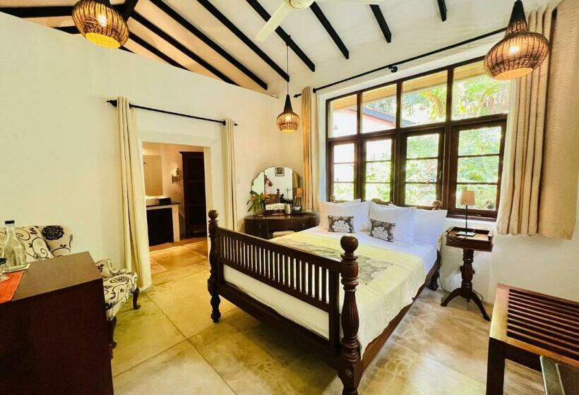 スタンダードルーム, Rosyth Estate House