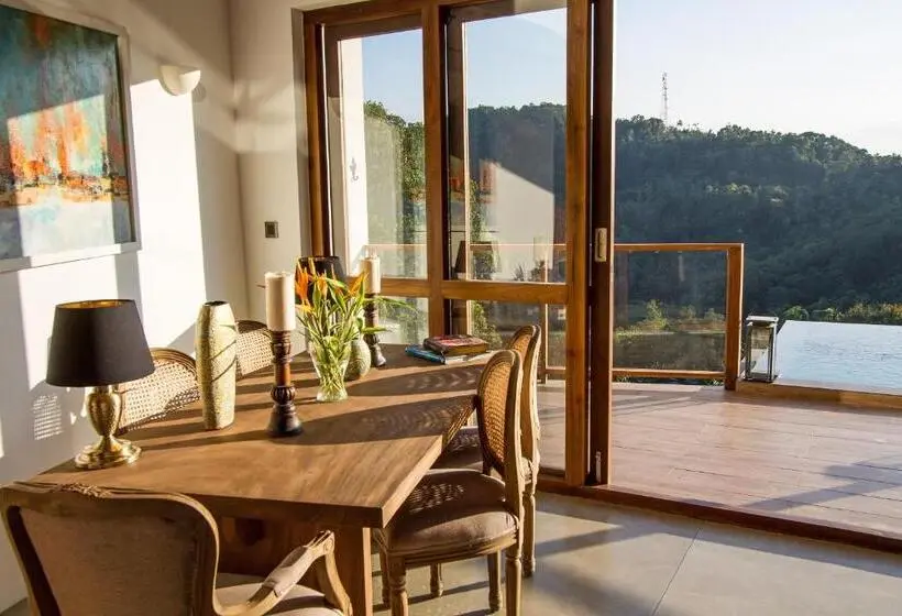 Suite with Pool, Rosyth Estate House