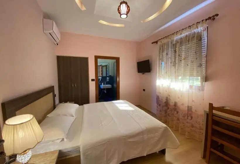 デラックスルーム, Joan Guesthouse