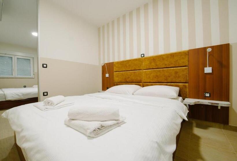 استودیو خانوادگی, Villa Panorama