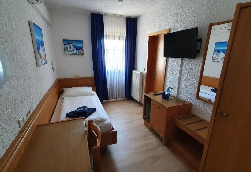 Номер Стандарт Индивидуальный, Prestige Bistro & Pension