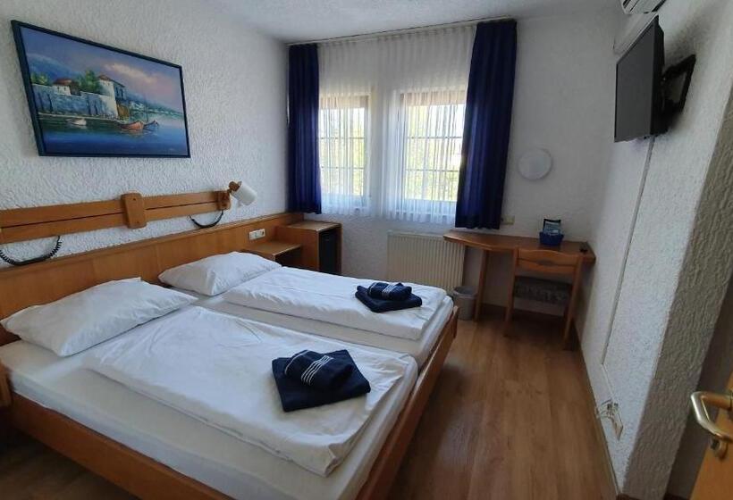 Номер Стандарт, Prestige Bistro & Pension