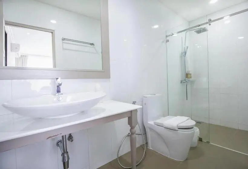 Családi Suite, เดอะคอร์เนอร์ The Corner