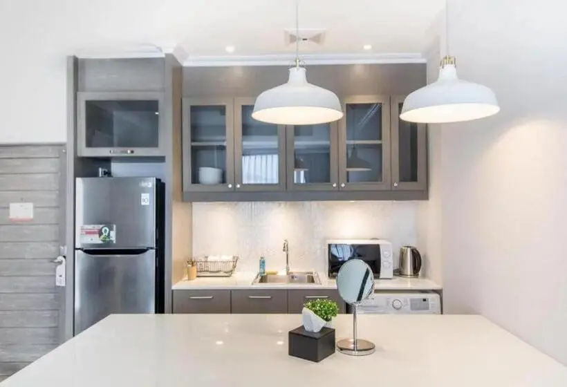 Családi Suite, เดอะคอร์เนอร์ The Corner