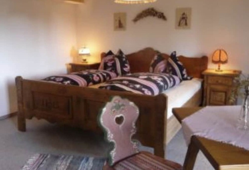 חדר סטנדרט, Almagmach