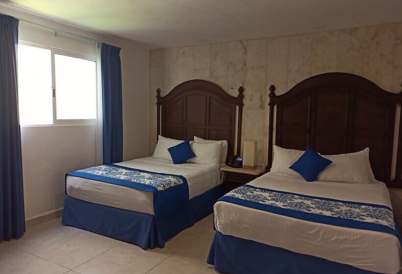 带2个双人床的标准工作室, Catedral Valladolid Yucatan