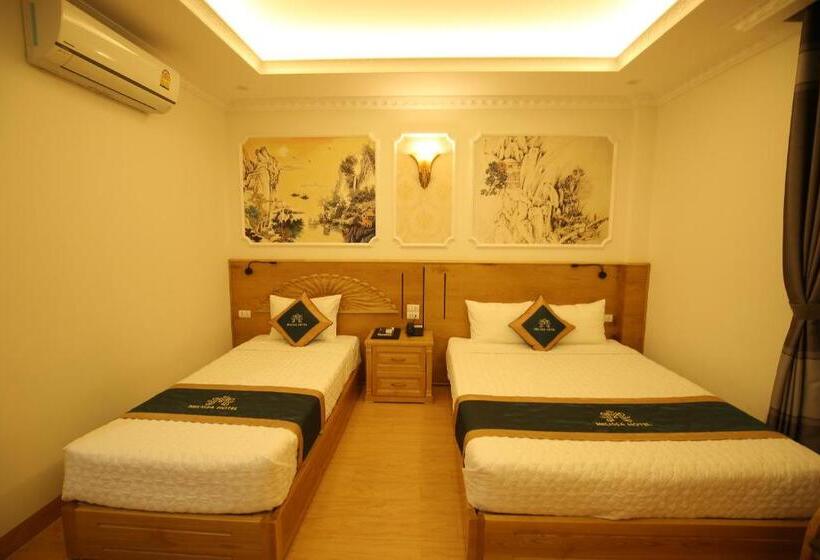 3-Bett-Standardzimmer, Melissa
