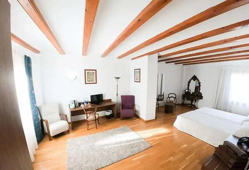 スイート, Palacio Barón De Andilla