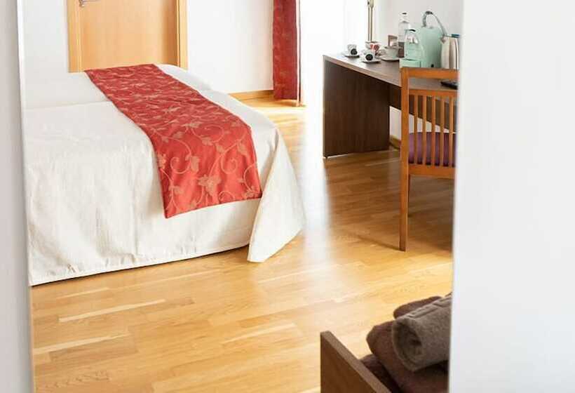 标准间, Palacio Barón De Andilla