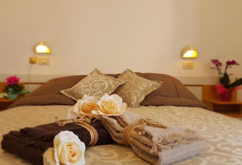 اتاق استاندارد با بالکن, Romantica