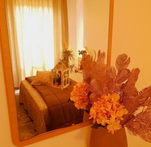 اتاق استاندارد چهارنفره با بالکن, Romantica