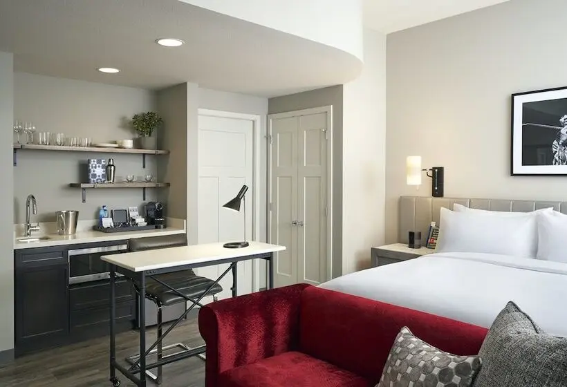 デラックススタジオ, Archer Hotel Seattle/redmond