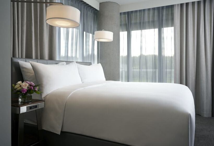 발코니가 있는 스위트, Archer Hotel Seattle/redmond