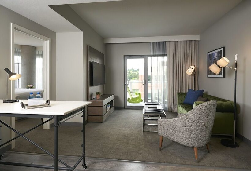 جناح مزوَّد بشرفة, Archer Hotel Seattle/redmond