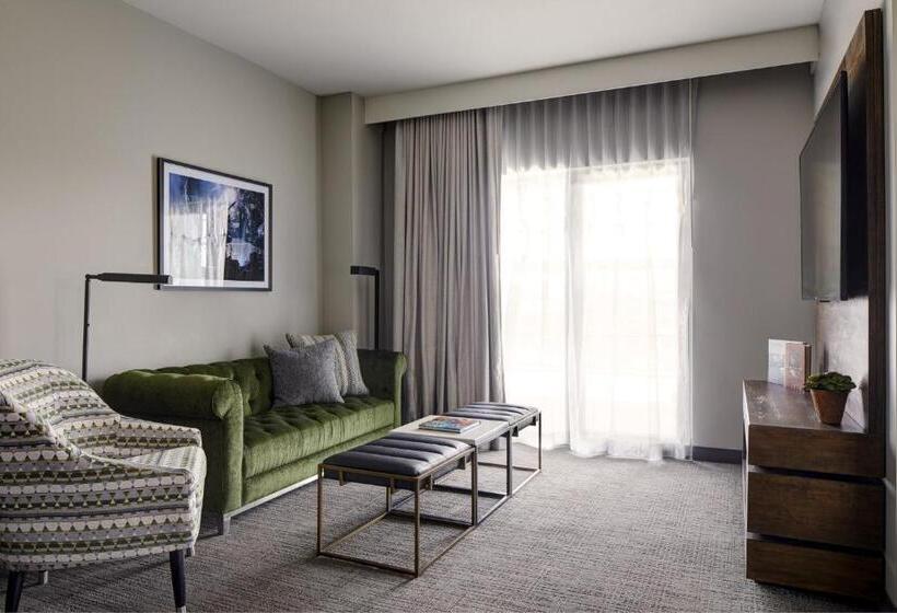סוויטה עם מרפסת, Archer Hotel Seattle/redmond