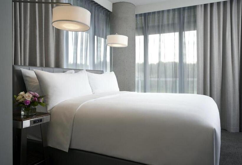 장애인을 위한 스위트, Archer Hotel Seattle/redmond
