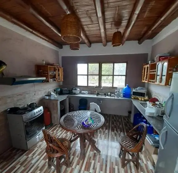اتاق لوکس, Weekendhostal
