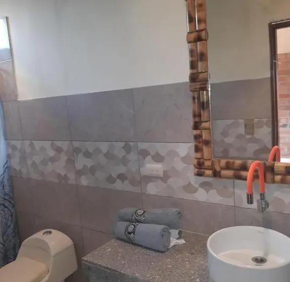 اتاق لوکس, Weekendhostal