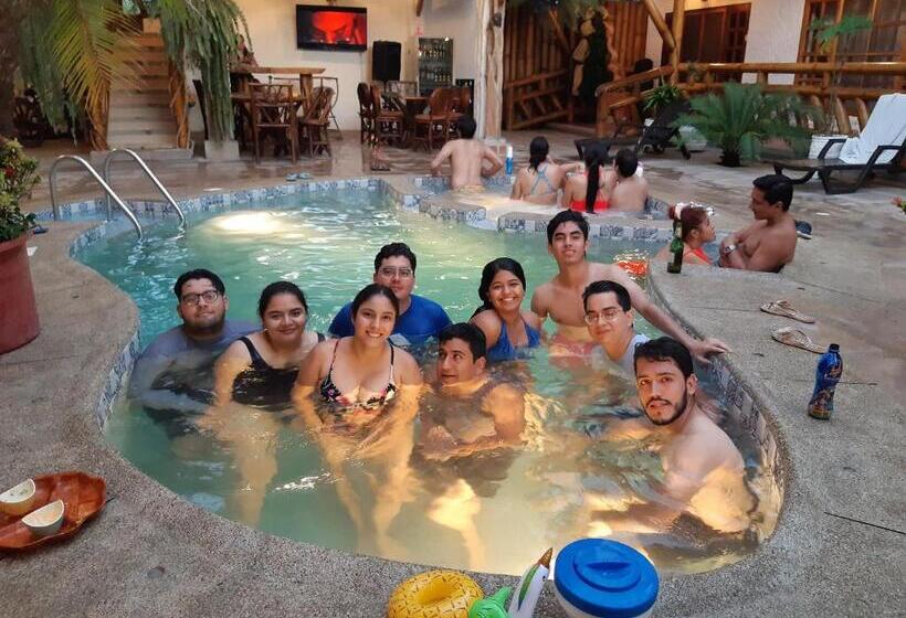 اتاق خانوادگی, Weekendhostal