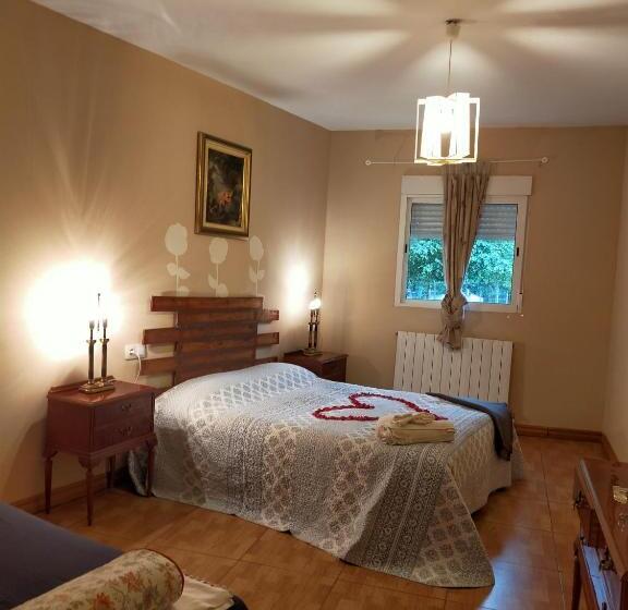 Трехместный Номер Базовый, Albergue Casa Baztan