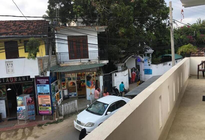 バルコニー付きデラックスルーム, Galle Fantacy