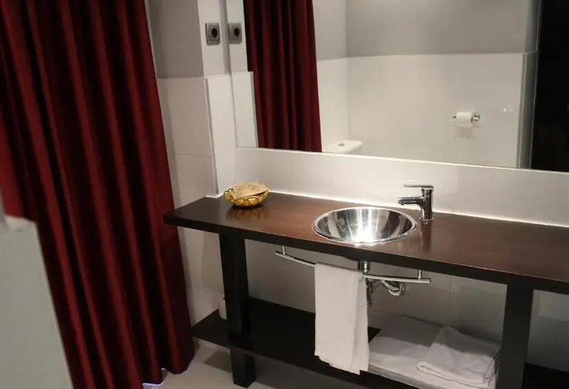 スタンダード4人部屋, Hostal Royal Almorox