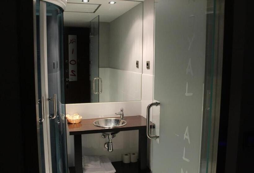 バルコニー付きデラックスルーム, Hostal Royal Almorox