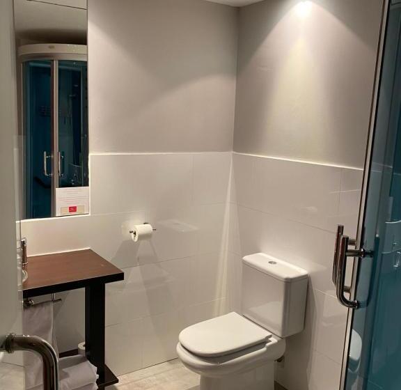 スタンダードルーム, Hostal Royal Almorox