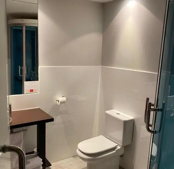 スタンダードルーム, Hostal Royal Almorox