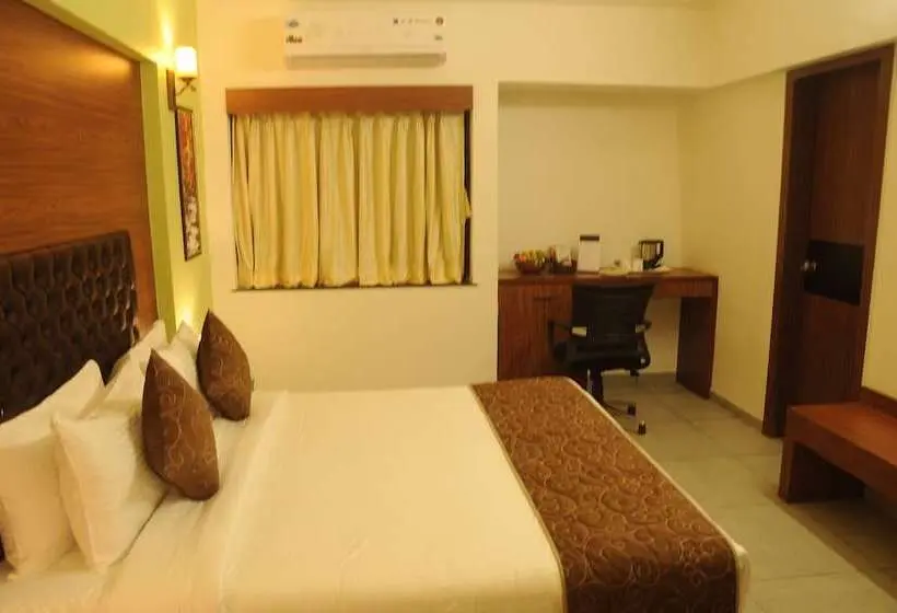 اتاق سوپریور با بالکن, Pride Resort & Convention Centre